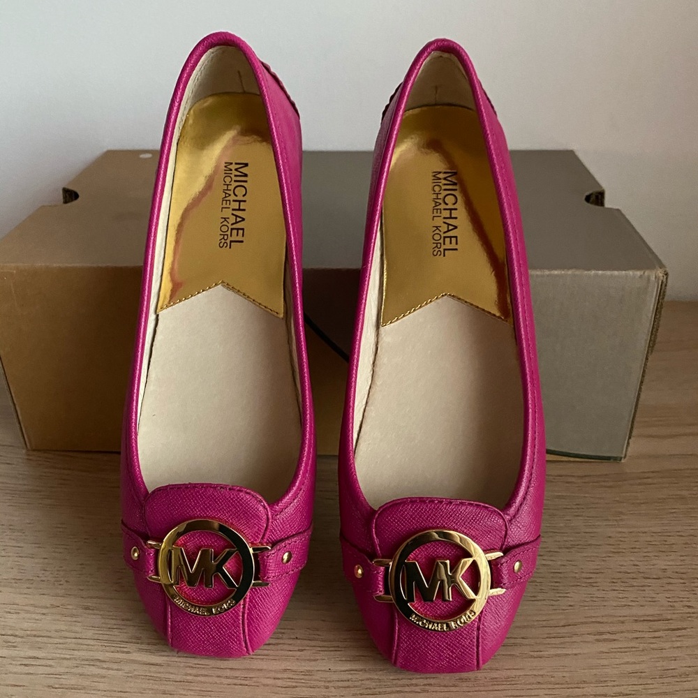 Michael Kors Fulton Pink Leather Women Flats- SZ 7.5